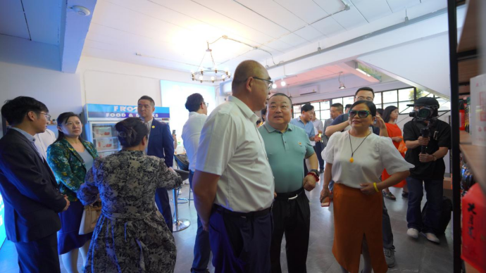 首屆中國寧夏優質特色產品泰國推介會暨泰國展銷中心揭幕儀式在曼谷舉辦2138.png